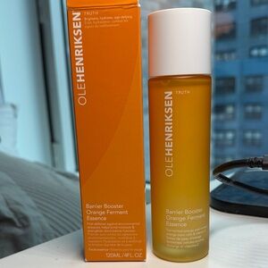 Ole Henriksen Truth Orange Essence